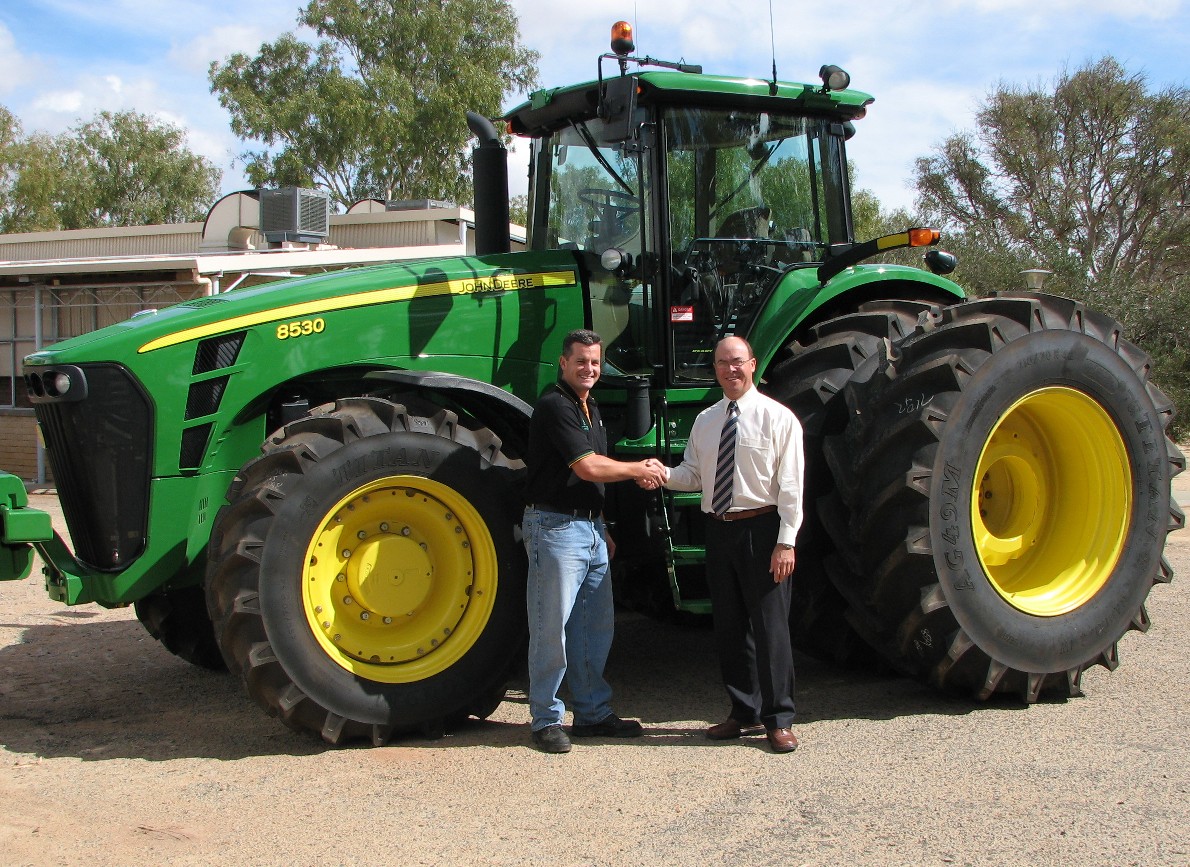John Deere планирует открыть производство в Казахстане John Deere планирует открыть производство в Казахстане