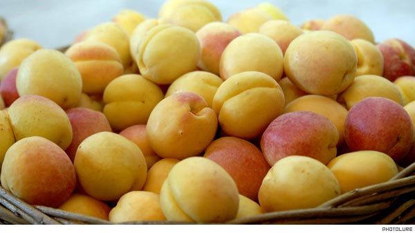 Урожай абрикосов в Армении не радует, цены растут